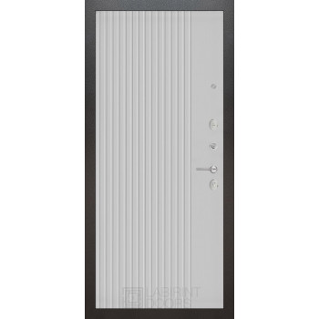 Входная металлическая дверь Labirint Silver 29 Хомс, Цвет "Белый софт рельеф"